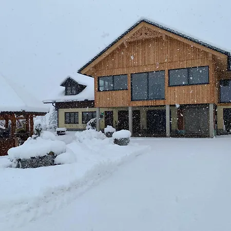 Urlaub Am Bauernhof Familie Roessler Vlg. Spor