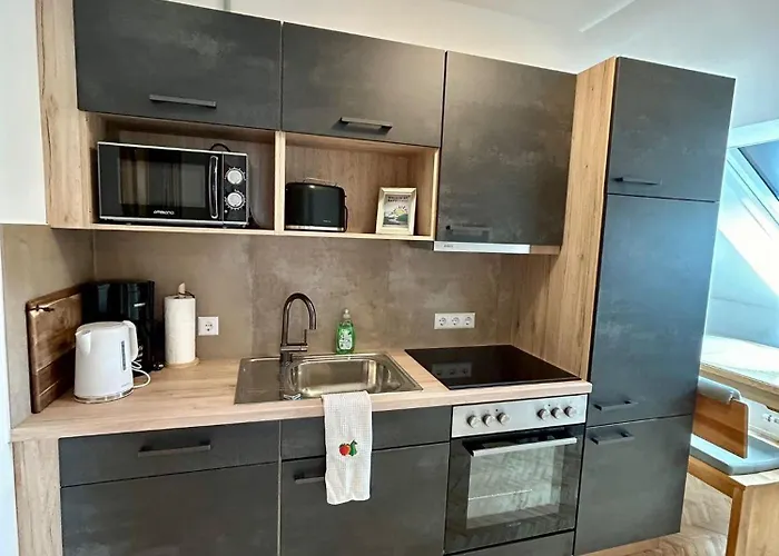 Urlaub Am Bauernhof Familie Rossler Vlg. Spor *