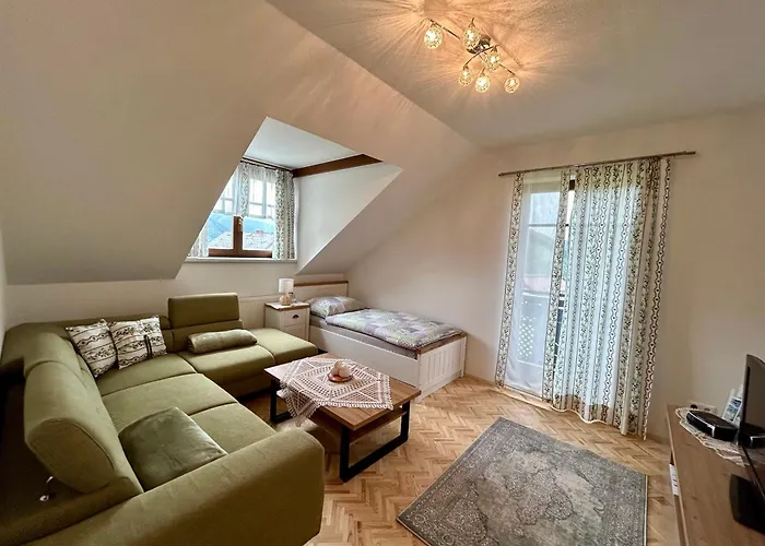 Urlaub Am Bauernhof Familie Roessler Vlg. Spor *