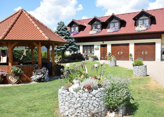 Urlaub Am Bauernhof Familie Rossler Vlg. Spor Lejlighed *